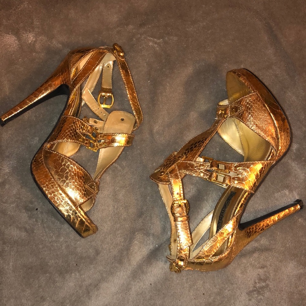 GOLD